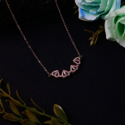 Clover Magnetic Neclace
